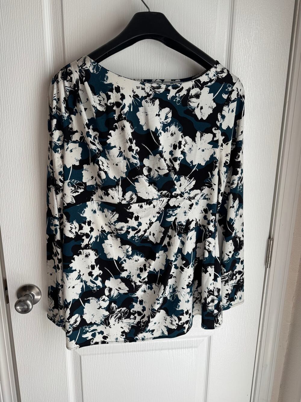 Blouse W SZ 14/16 Lane Bryant Plus Professional Blue Blk Wht Floral Preowned